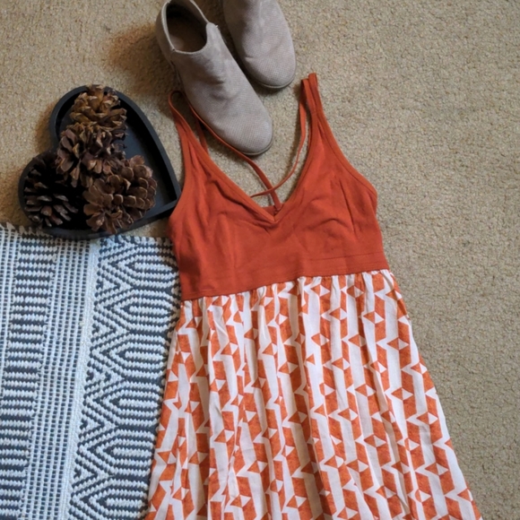 🌼Small/Medium - Target - Orange Maxi Dress🌼 - Picture 3 of 12